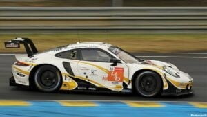 PORSCHE 911 RSR - 19 N° 46