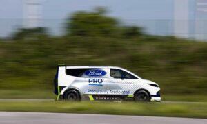 Ford Pro Electric SuperVan 2022