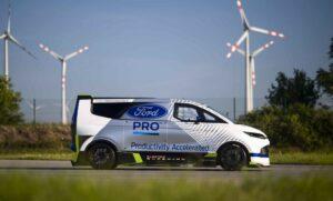Ford Pro Electric SuperVan 2022