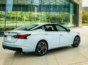 Nissan Altima 2023