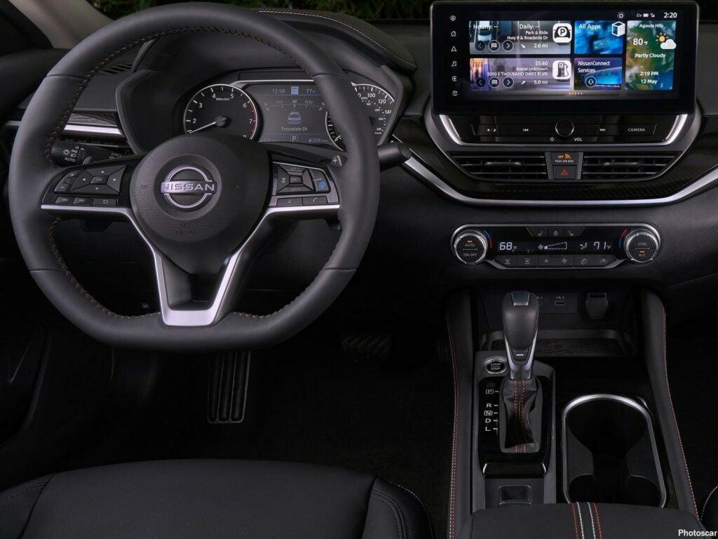 Nissan Altima 2023