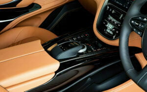 Aston Martin DBX One Edition 2022