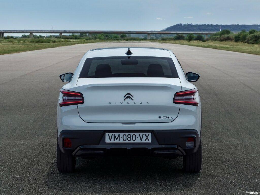 Citroen C4 X 2023