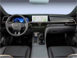 Toyota Crown 2023
