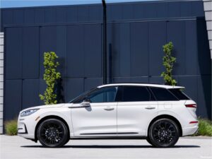 Lincoln Corsair 2023