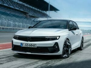 Opel Astra GSe 2023