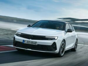 Opel Astra GSe 2023