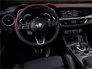 Alfa Romeo Stelvio 2023