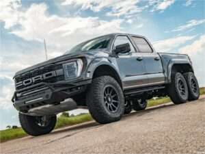 Hennessey VelociRaptor 6x6 2022
