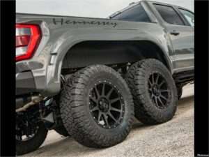 Hennessey VelociRaptor 6x6 2022
