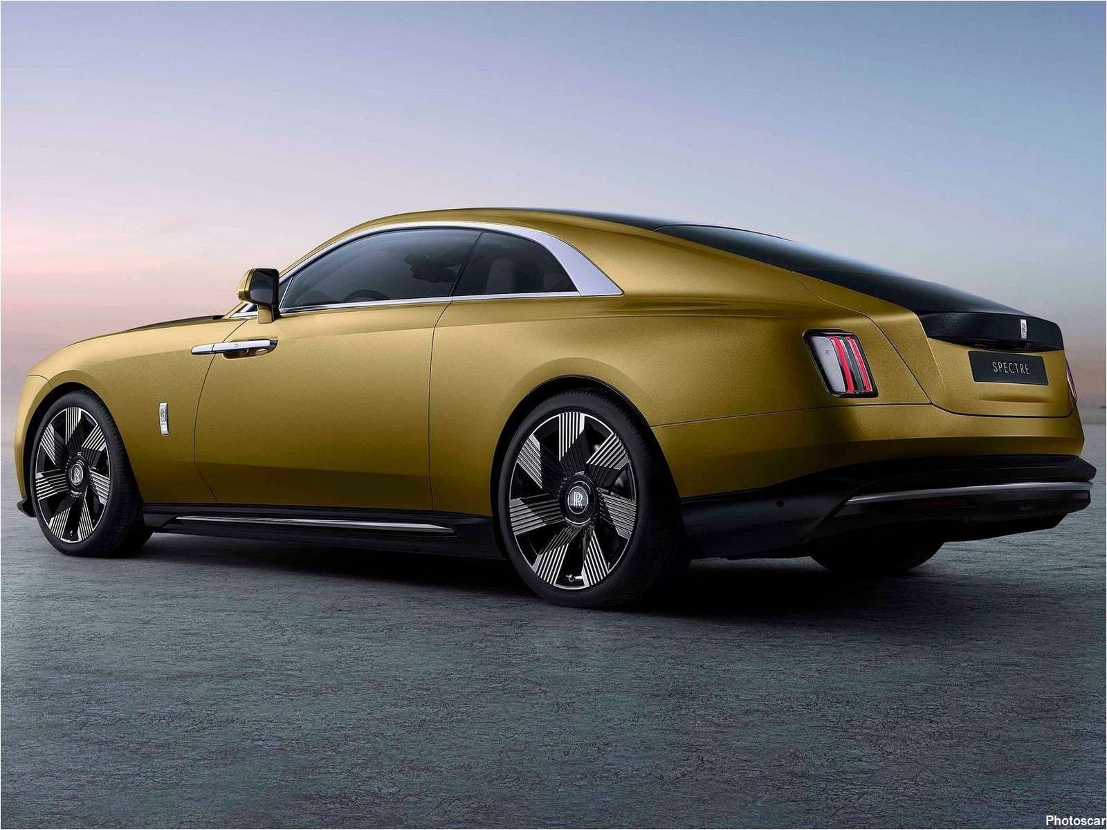 Rolls Royce Spectre 2024