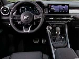 Alfa Romeo Tonale Plug-In Hybrid Q4 2023