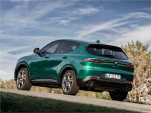 Alfa Romeo Tonale Plug-In Hybrid Q4 2023