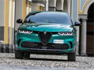 Alfa Romeo Tonale Plug-In Hybrid Q4 2023