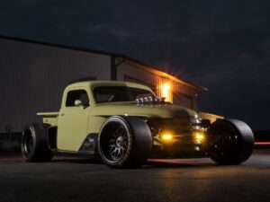 Ringbrothers Enyo 1948 Chevrolet Super Truck