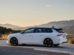 Vauxhall Astra GSe Sports Tourer 2023