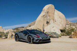 Lamborghini Huracán Sterrato Gris Vulcano 2024