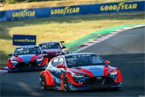 2022 FIA ETCR Sachsenring Saturday Furious QF2 25 Luca Filippi-96 Mikel Azcona_32