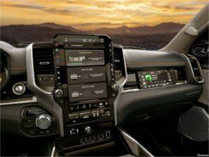 Ram 1500 REV 2025