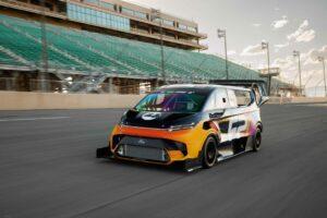 Ford E-Transit SuperVan 4.2 2023