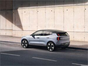 Volvo EX30 2024