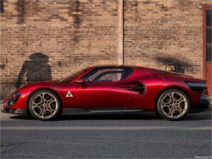 Alfa Romeo 33 Stradale 2024