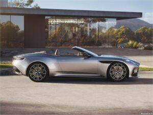 Aston Martin DB12 Volante 2024