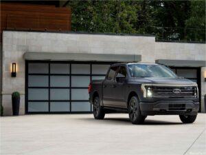 Ford F150 Lightning Platinum Black 2024