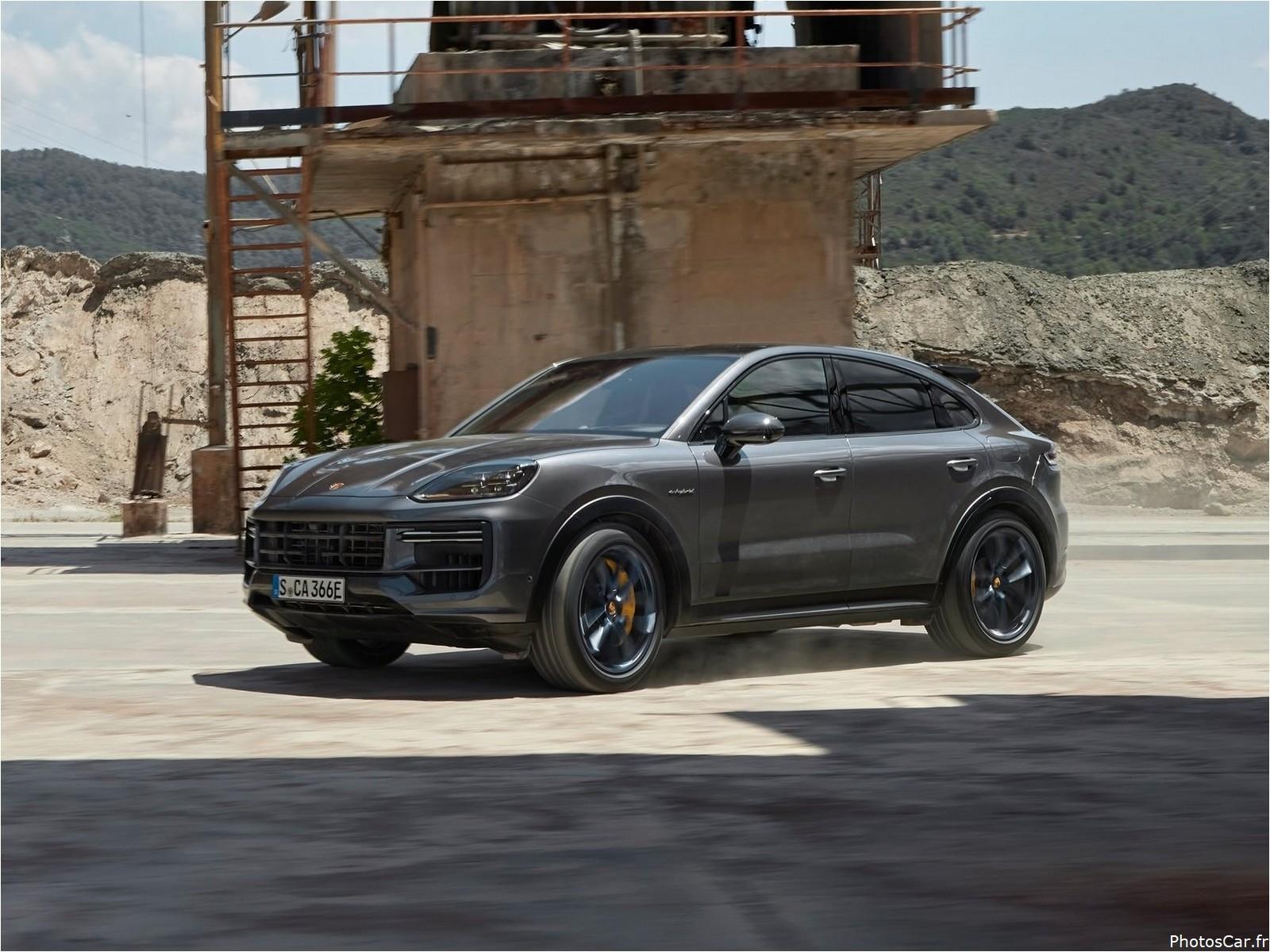 Porsche Cayenne Turbo EHybrid 2024 Charge plus rapide Photoscar