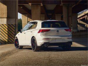 Volkswagen Golf GTI 380 2024