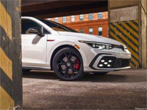 Volkswagen Golf GTI 380 2024