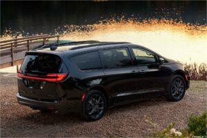 Chrysler Pacifica Limited S 2023