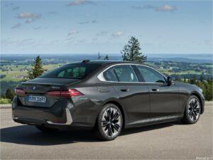 BMW 530e Sedan 2024