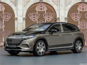 Mercedes EQS SUV Maybach 2024