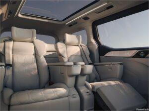 Volvo EM90 2024