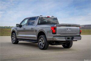 Ford F-150 Lightning Flash 2024
