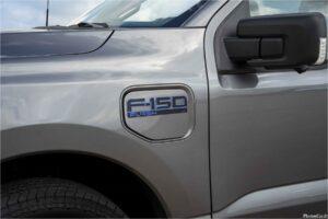 Ford F-150 Lightning Flash 2024