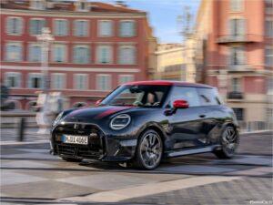 Mini Cooper SE JCW Trim 2024