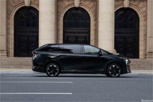 Xpeng Motors X9 2024