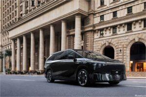 Xpeng Motors X9 2024