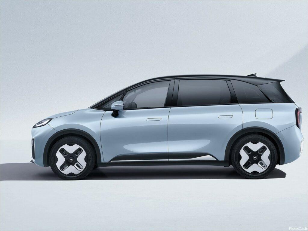 BAIC ArcFox Kaola 2024