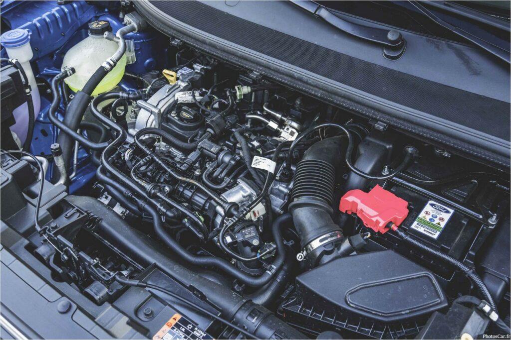 Ford Tourneo Courier Titanium 2024