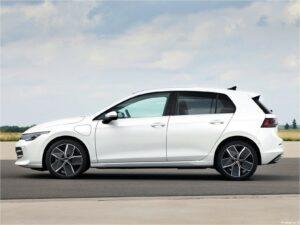 Volkswagen Golf 2024