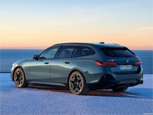 BMW i5 Touring 2025