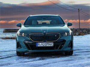 BMW i5 Touring 2025