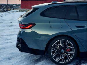 BMW i5 Touring 2025