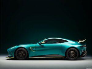 Aston Martin Vantage GT4 2024