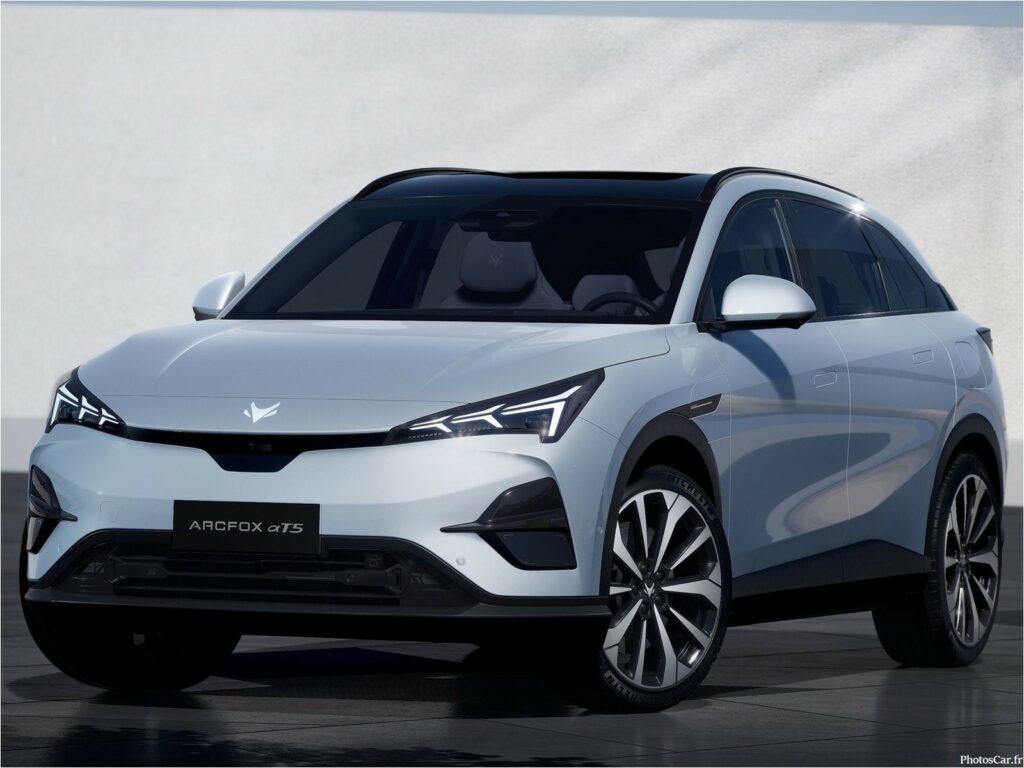 BAIC ArcFox Alpha T5 2024