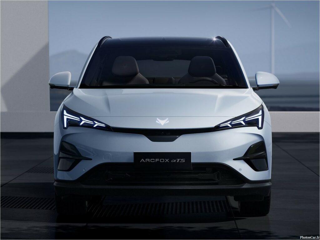 BAIC ArcFox Alpha T5 2024