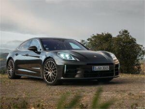 Porsche Panamera 2024